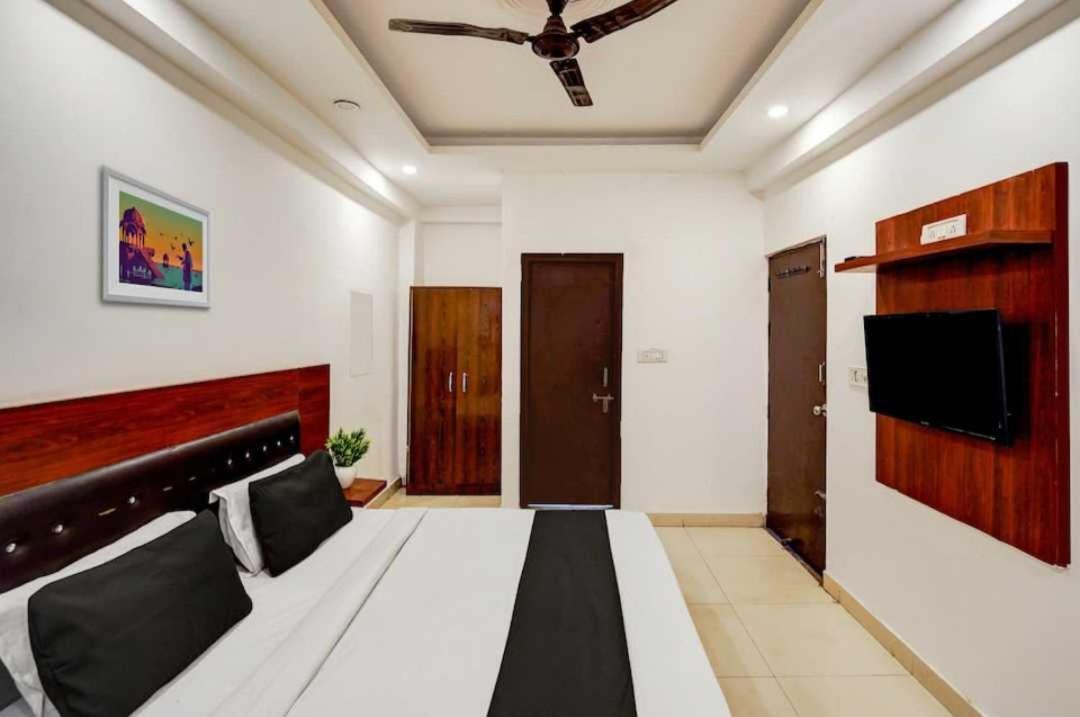 Hotel O Anshu B&B New Delhi Eksteriør bilde