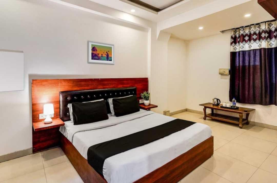 Hotel O Anshu B&B New Delhi Eksteriør bilde